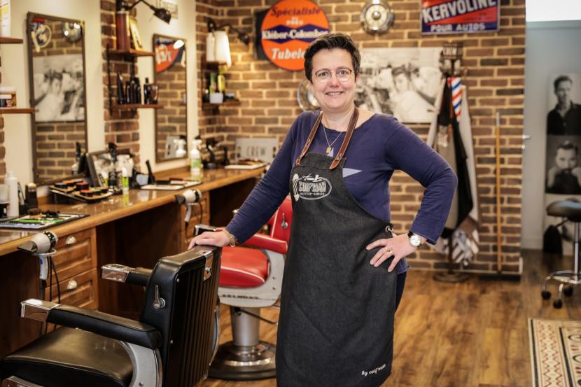 Covid 19 . Aide aux commerçants.Catherine AULNETTE, "Coif'Man" coiffeur-barbier à Bruz.