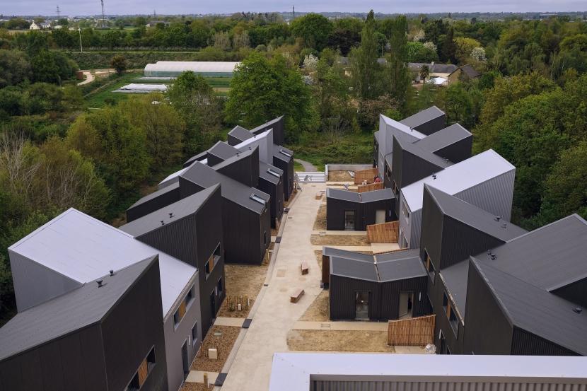 Vue de maisons du programme L'Ile Ô Bois à Beauregard à Rennes