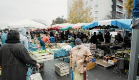 Ajustements au marché du Blosne